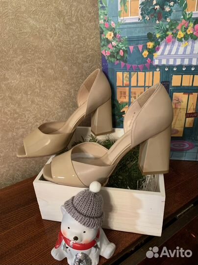 Туфли женские 38 размер Эконика