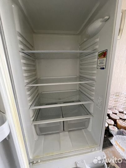 Холодильник indesit