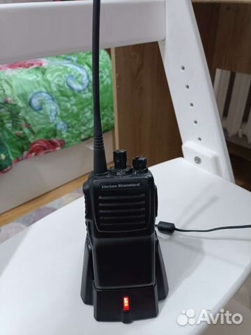 Рация Vertex standar
