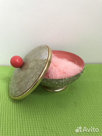 Винтажная пудреница СССР