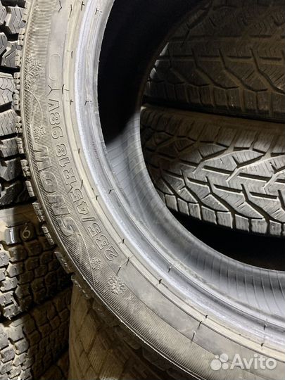 Kormoran Snow 235/45 R18 98V