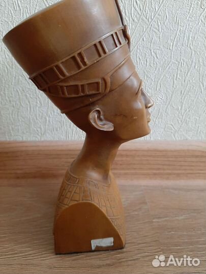 Бюст нефертити. Статуэтка