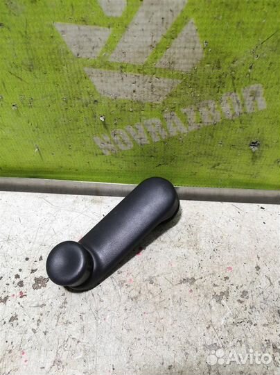Ручка стеклоподъемника Рено Меган 2