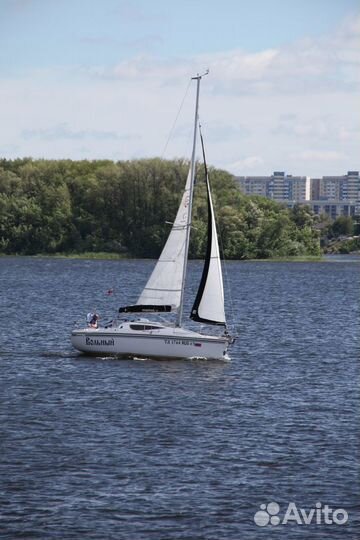 Прогулка на новой парусной яхте. Рыбалка, дайвинг
