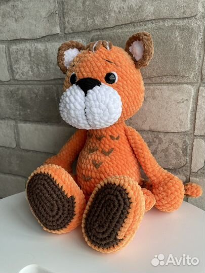 Вязаный тигренок
