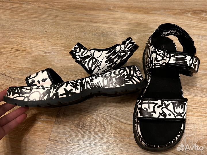 Сандалии женские 39 размер