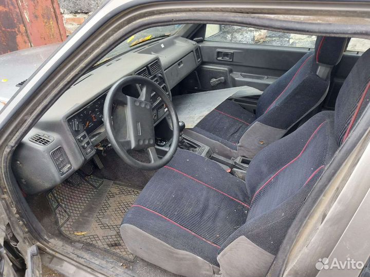 Салон Volvo 340 Red line