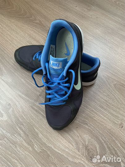 Кроссовки nike