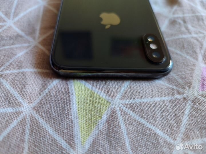 iPhone X, 256 ГБ