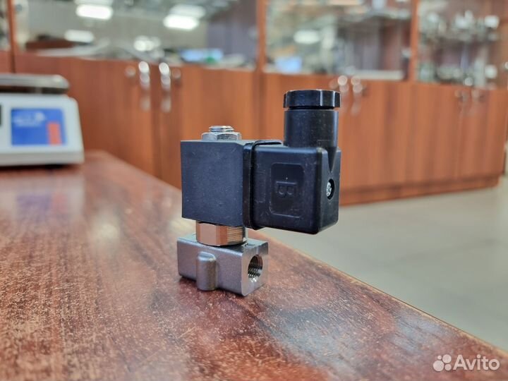 Клапан нормально закрытый нержавеющая сталь 220V