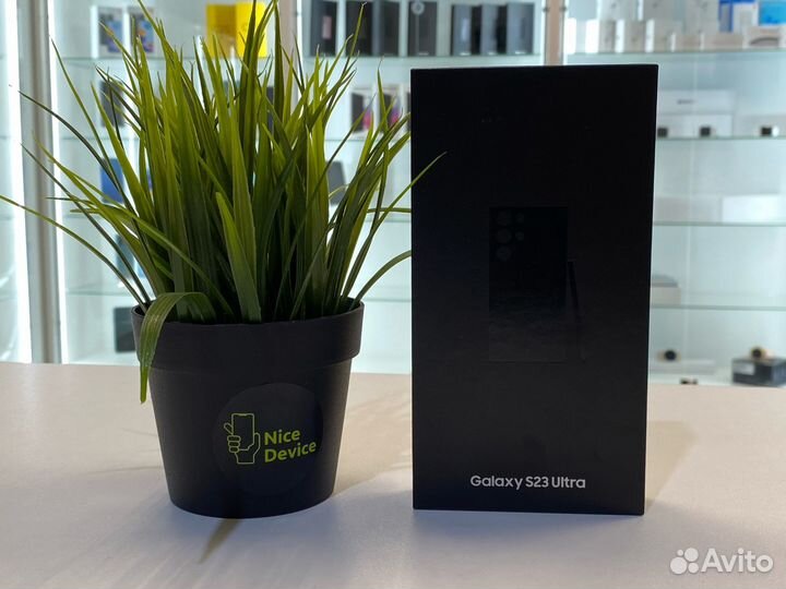 Samsung Galaxy S23 Ultra, 12/256 ГБ