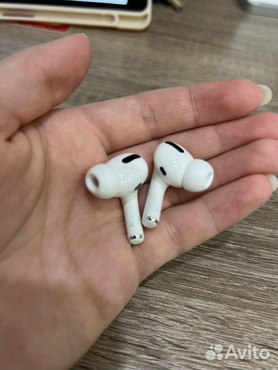 AirPods Pro 1 без кейса
