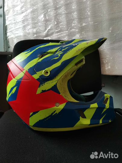 Кроссовый шлем fox V3