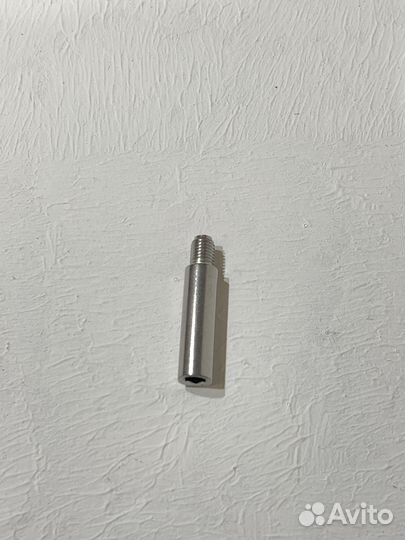 Направляющая супорта P12 Nissan 411399F500