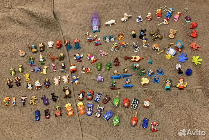 Игрушки из киндеров пакетом