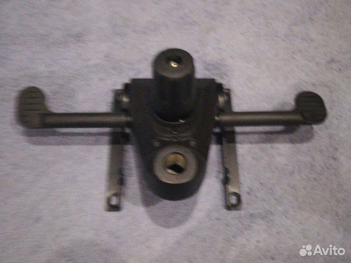 Механизм качания для кресла