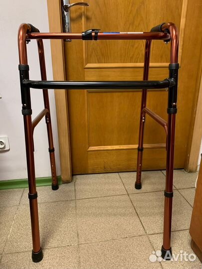 Ходунки для взрослых шагающие