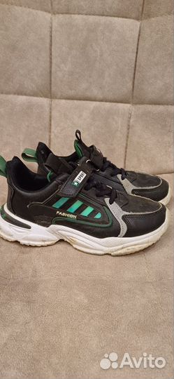 Кроссовки детские 34 размер