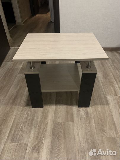 Журнальный стол