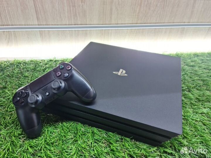 Игровая приставка - PlayStation 4 PRO