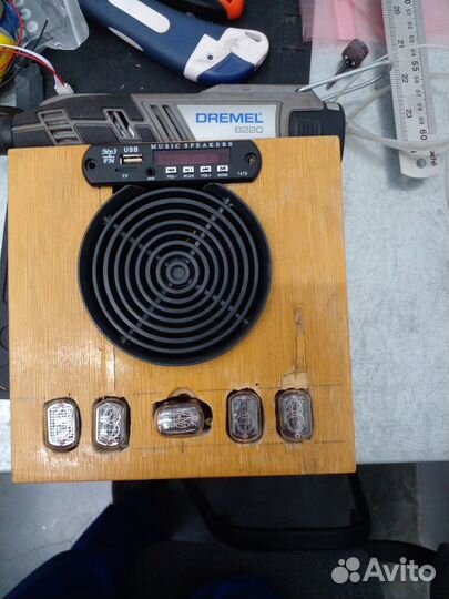 Часы ламповые