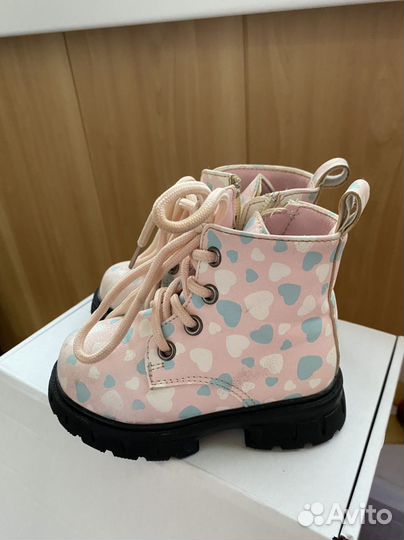Сапожки для девочки