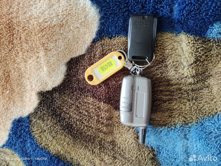 Пульт от сигнализации старлайн