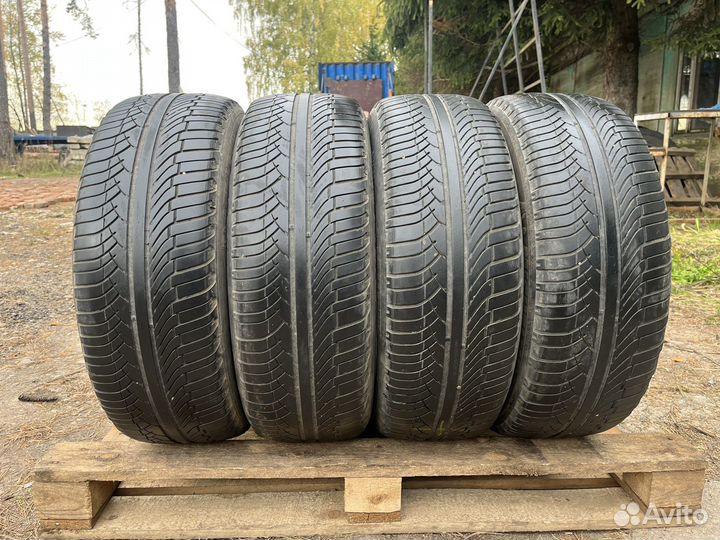Michelin Latitude Diamaris 215/65 R16