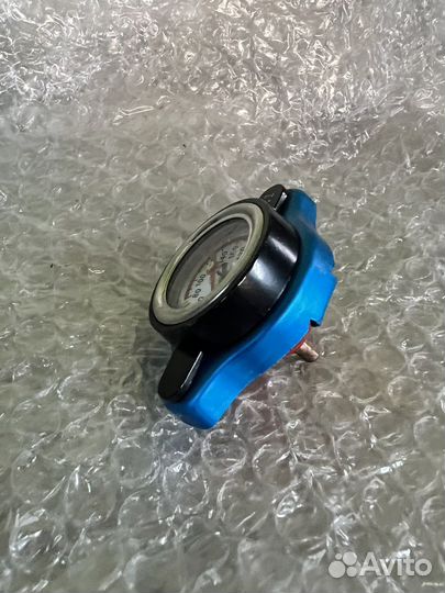 Пробка радиатора с датчиком температуры