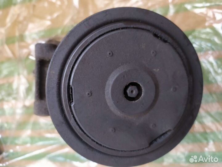 Компрессор кондиционера 1k0820859t Skoda VW Audi