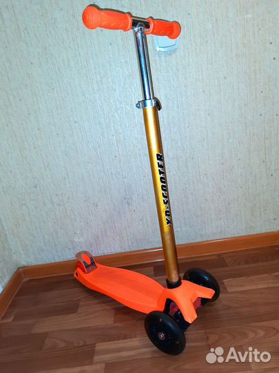 Самокат 3х колёсный XD Scooter Orange С Подсветкой