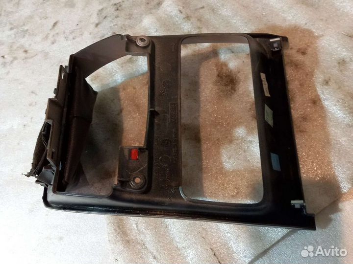 Накладка консоли кпп Peugeot 307