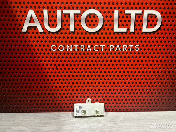 Блок управления крышкой багажника Mercedes-Benz