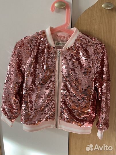 Нарядный бомбер в пайетках 3-4
