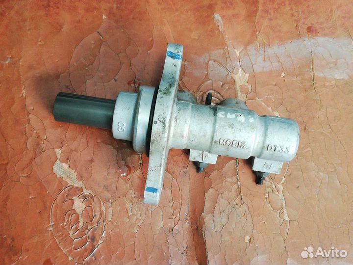 Главный тормозной цилиндр Киа Сид Kia Ceed 2