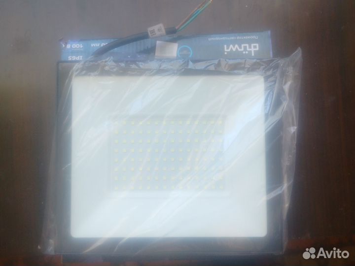 Светодиодный прожектор уличный 100ватт