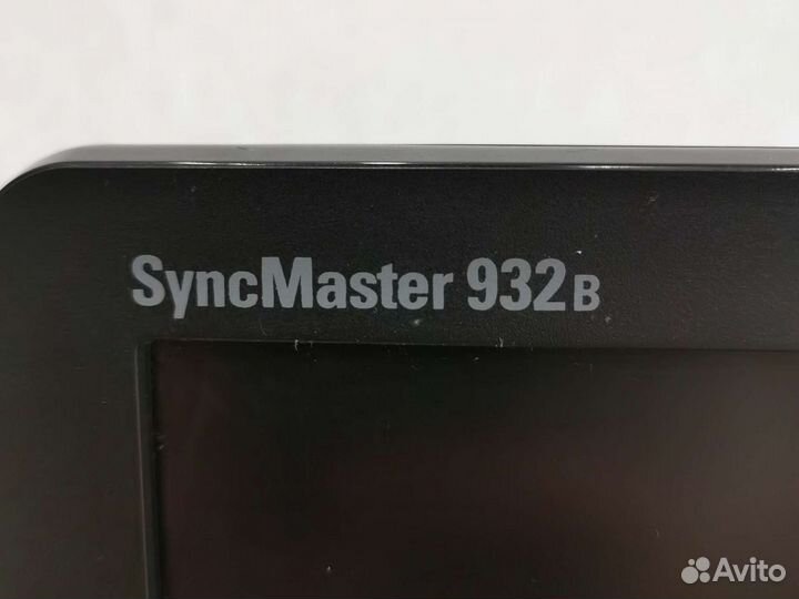 Монитор Samsung