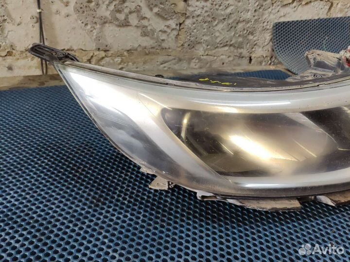 Фара правая Kia Rio 3 рестайлинг