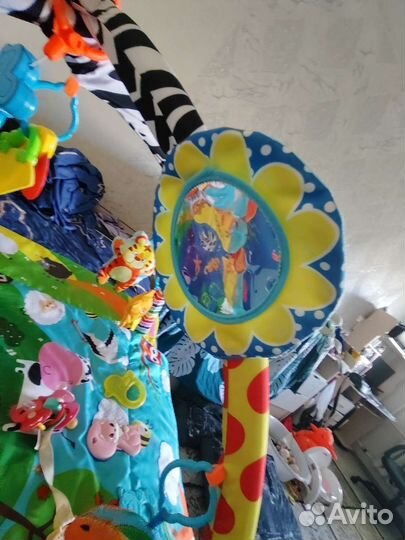 Развивающий коврик