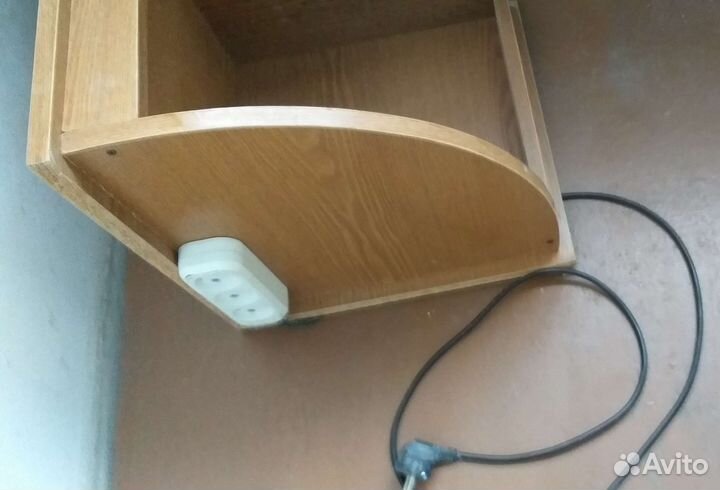 Полка настенная угловая