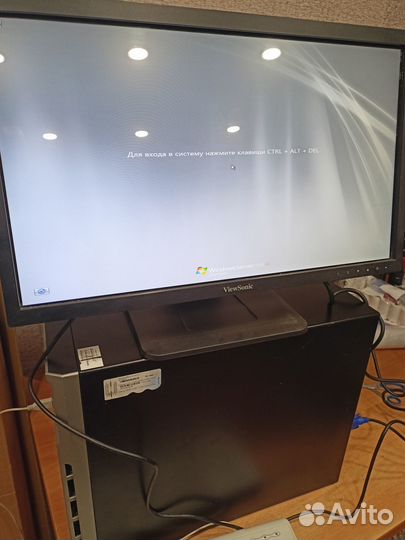 Сервер HP ProLiant ML310e Gen8 v2 Server