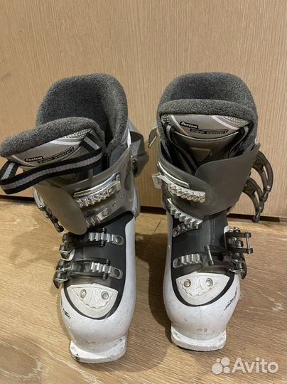 Горнолыжные ботинки