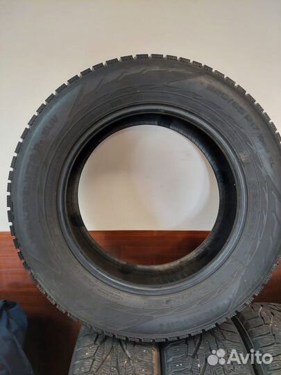 Nokian Tyres Hakkapeliitta R2 SUV 225/65 R17 26D