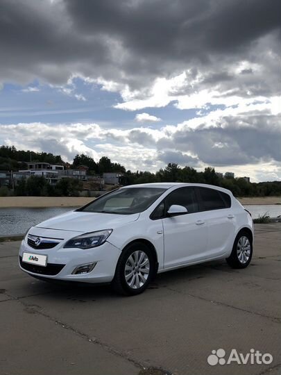Opel Astra 1.4 AT, 2012, 93 000 км