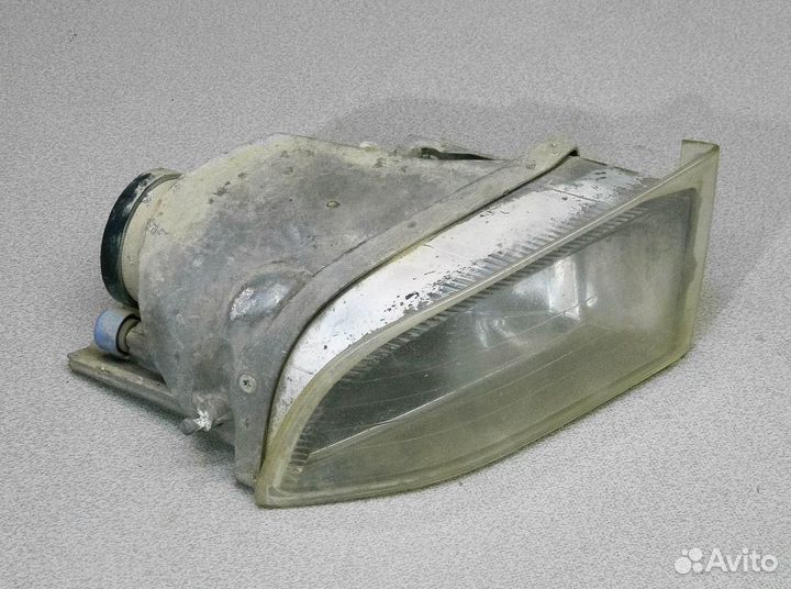 Фара противотуманная левая Toyota Prado 02-09