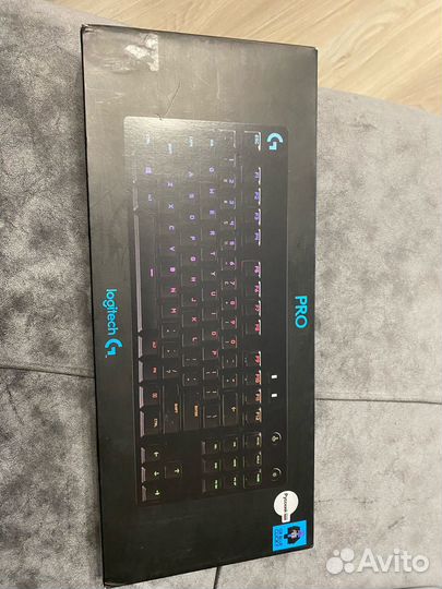 Механическая клавиатура logitech