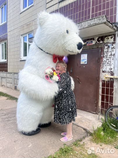 Белый Мишка на ваш праздник