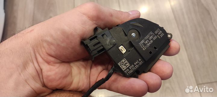 Блок кнопок руля volkswagen tiguan