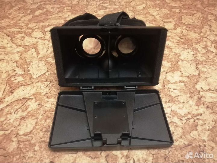 3 D очки для смартфона с джойстиком
