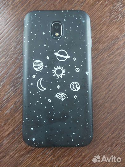 Телефон Samsung J3